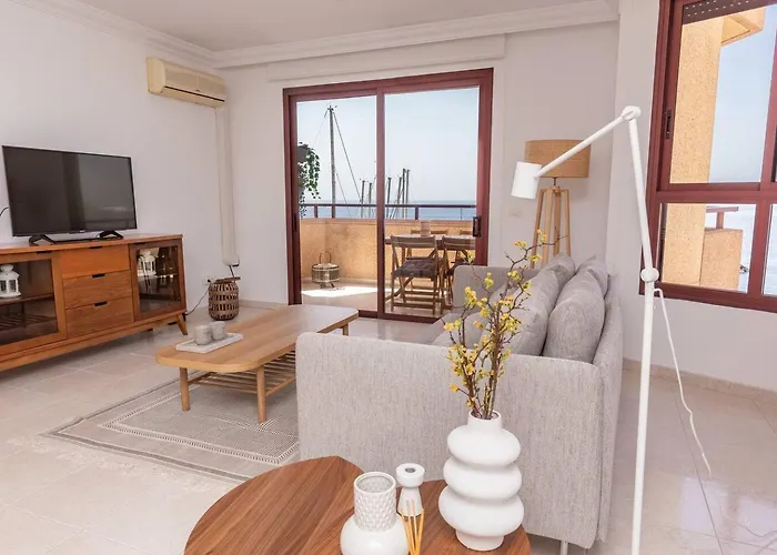 Beachfront * Radazul